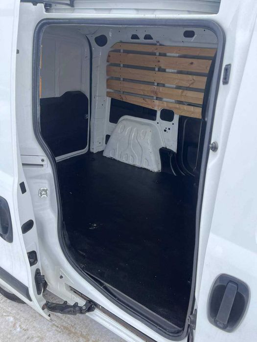 Vand fiat doblo cargo profesional An 2016 km 168300