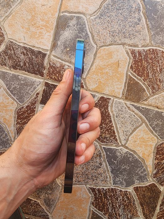 Iphone 12 Pro Ca NOU