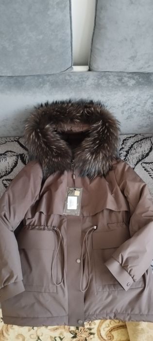 Парка новая 48-50 размер 50 тыс