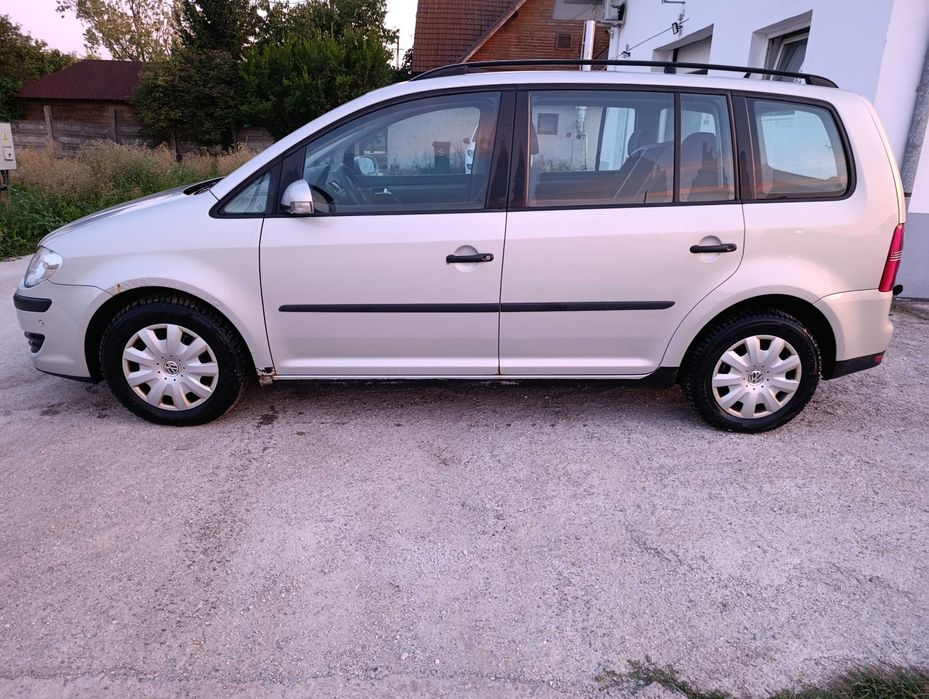 Dezmembrez volkswagen vw Touran 1T2 2010 1.4 CAV euro5 140 cp cv KWC