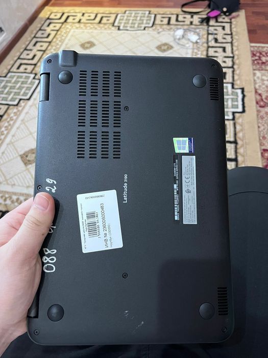 DELL Latitude 3190