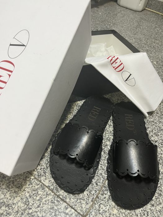 Чехли Red Valentino