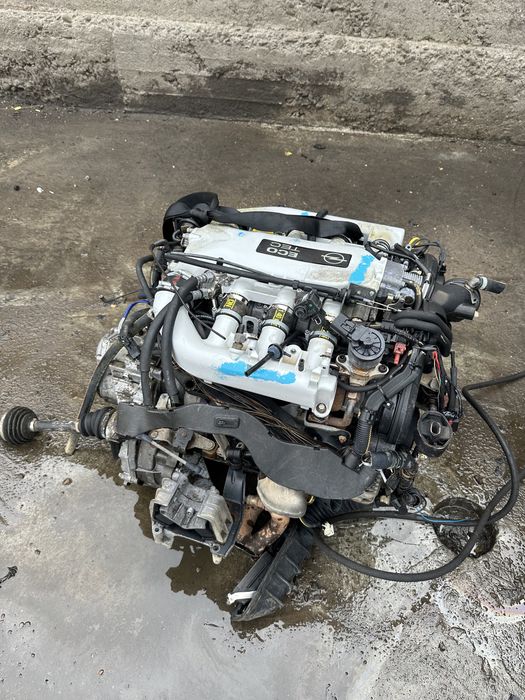 Двигатель Опель вектра x2.5xe