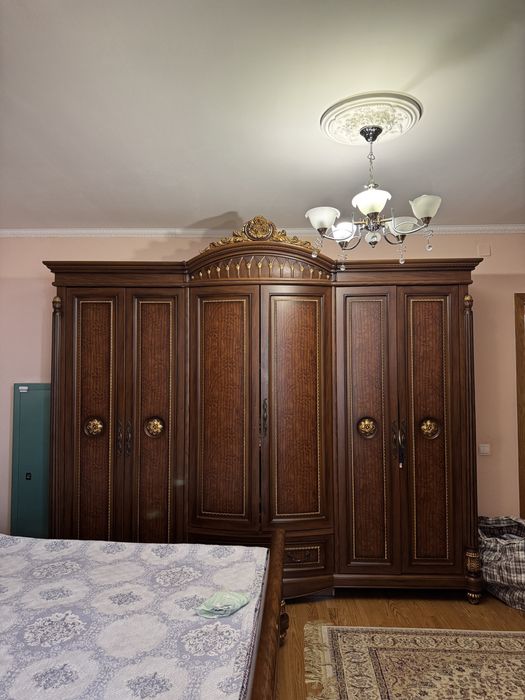 Спальный гарнитур