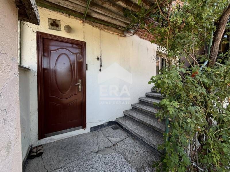 Продава се Етаж от къща в Хасково, Куба - 96 кв.м за 691 €/кв.м - Снимка #9