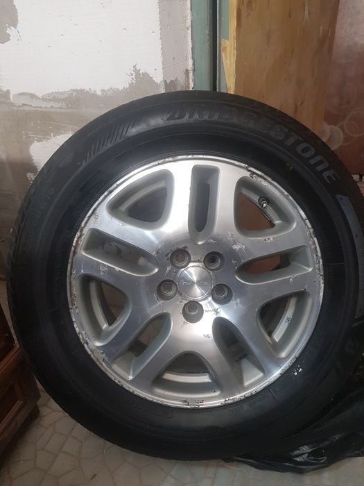 Диски на Subaru с резиной