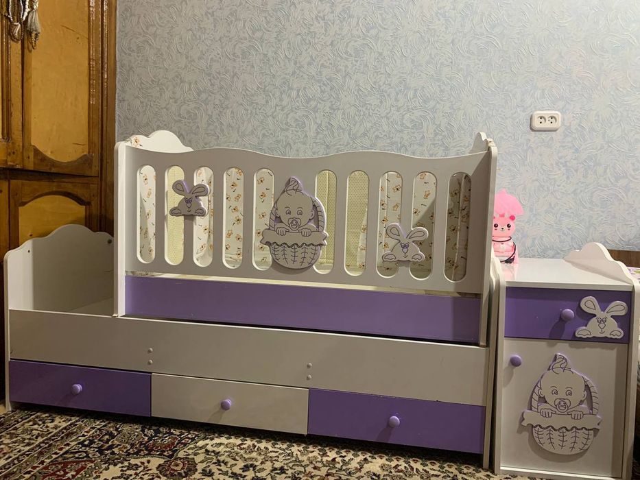 Срочно!Недорого!Продам детскую кровать транстформер!