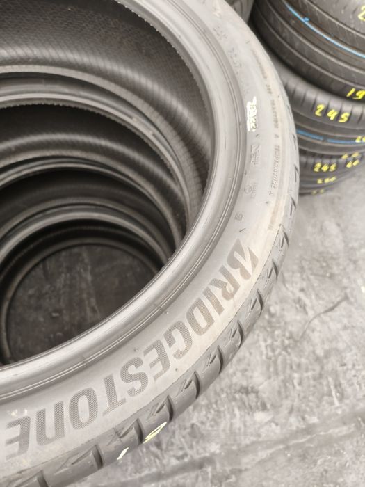 225 45 18 Bridgestone