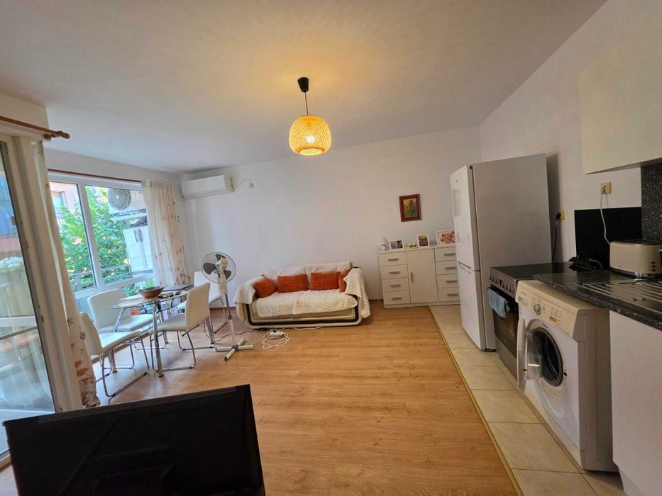 Продава се Двустаен апартамент в с. Равда, Област Бургас - 60 кв.м за 1750 €/кв.м - Снимка #4