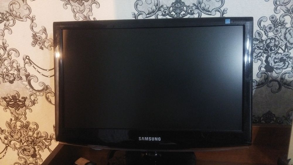 Продам Монитор SAMSUNG в рабочим состоянии