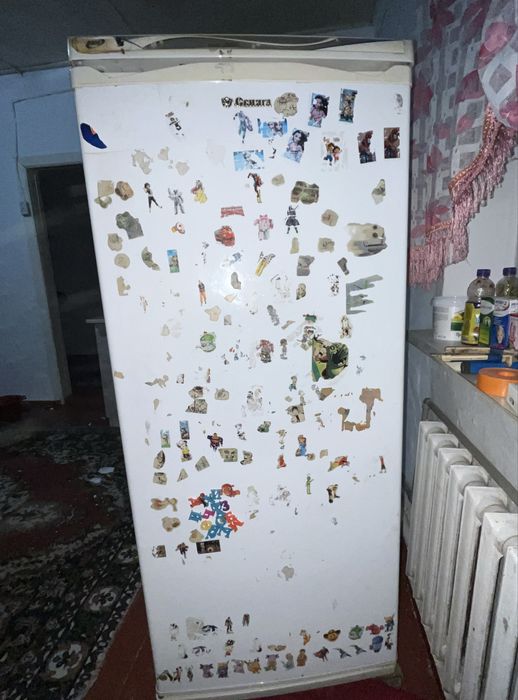 Холодильник продам срочно