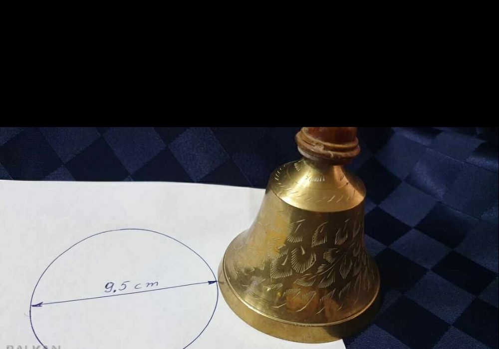 Бронзов далекоглед и Бронзови  камбани  ,звънци  с ръкохватка- 2 броя