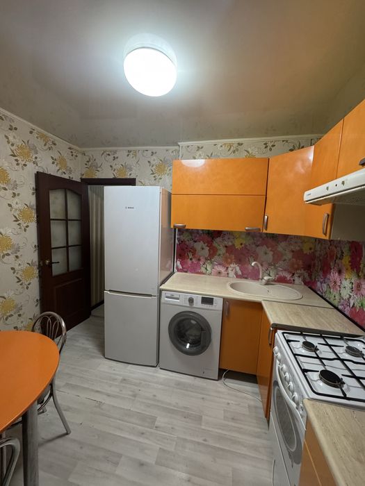 Продам 1ком квартиру в 6 мкр