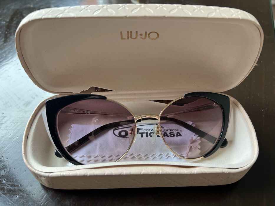 Дамски слънчеви очила