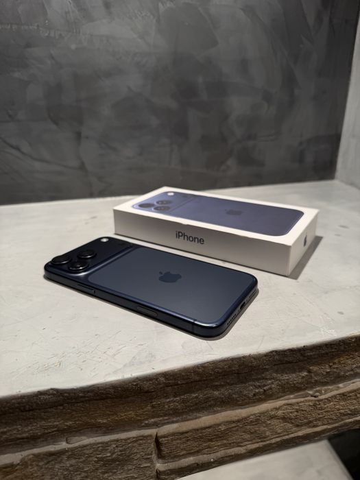 КАТО НОВ Iphone 17 Pro Max Blue 256 GB