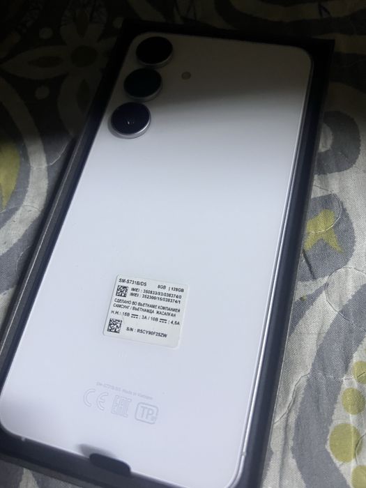 Samsung Galaxy S25 FE