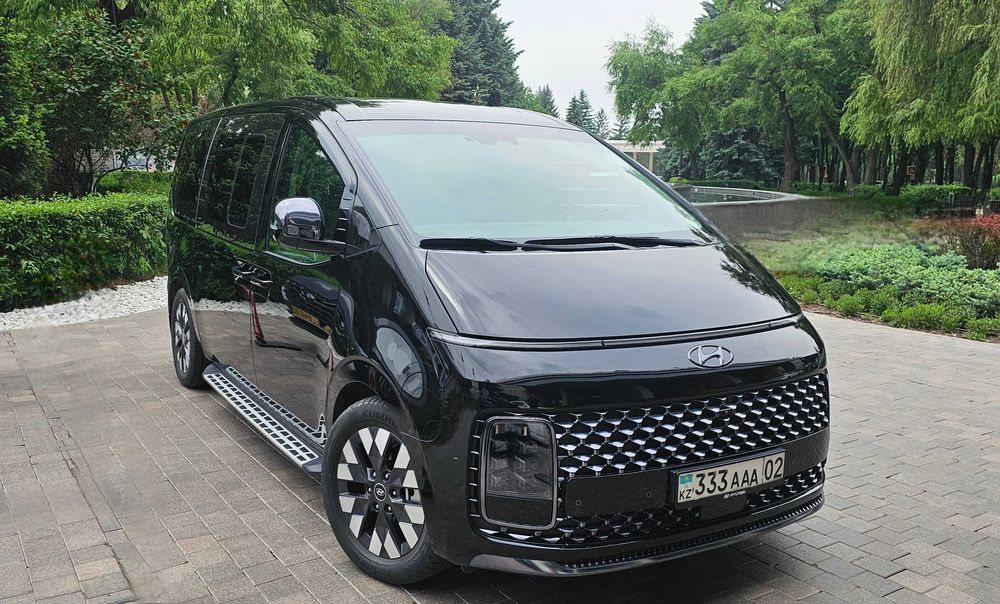 Минивэн Hyundai Staria 8 мест Трансфер Алматы Чарын Кольсай Иссык
