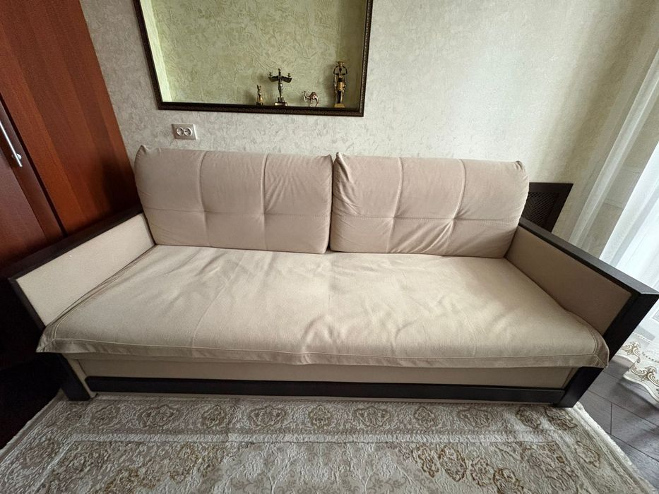 Продам диван и кресло