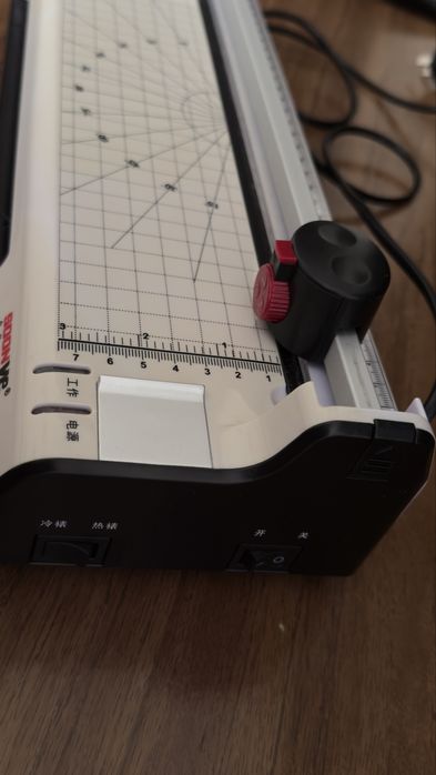 Ламинатор Soonye YE288.