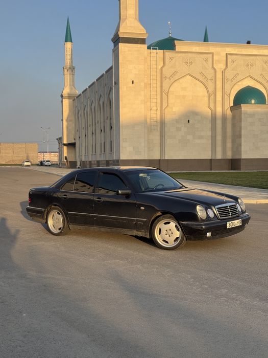 Продам МОНОБЛОК Р17 225/45/17