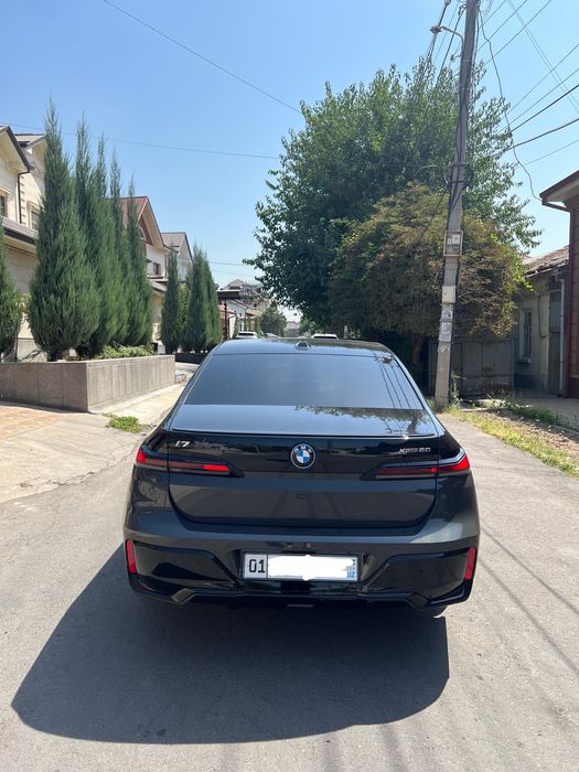 Bmw i7 x drive 60