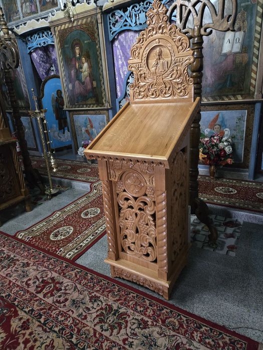 Mobilier bisericesc