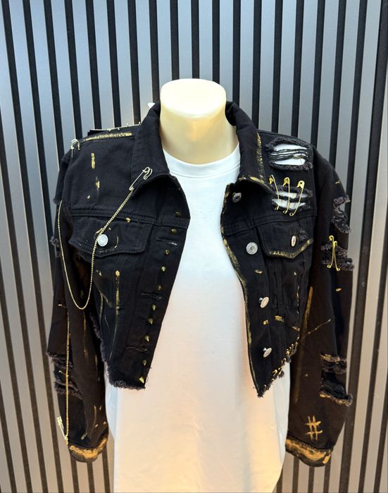 Jachete ,sacouri,pantaloni,sepci