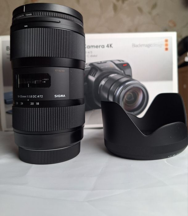 Кинокамера полупрофессиональная