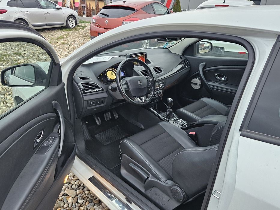 Renault Megane Bose / FaceLift 2014.10 /1.5 dci