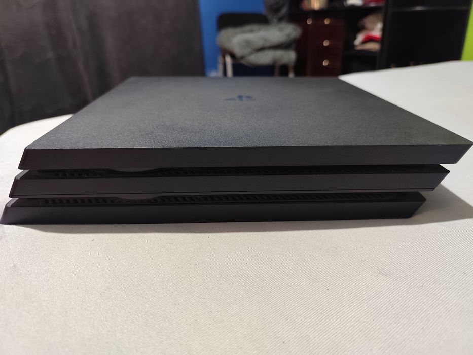 Playstation 4 ,maneta,jocuri cadou