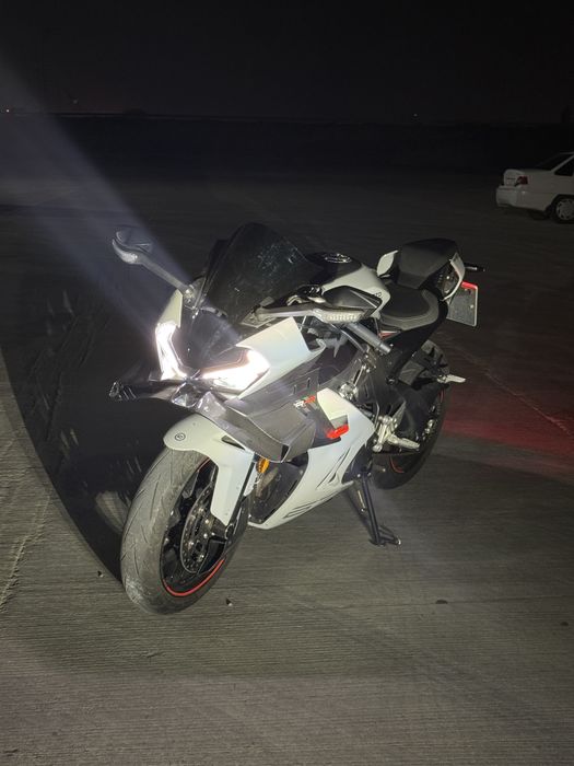 Мотоцикл Cfmoto 675SR-R, идеальное состояние.