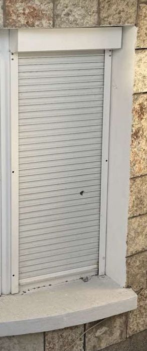 Прозорец дограма  205см. х 160см. ш. //165см. х 0.65см.