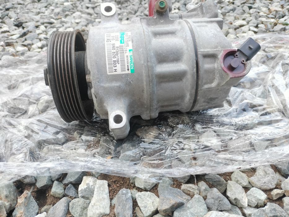 Vând compresor AC aer condiționat golf6 euro 5