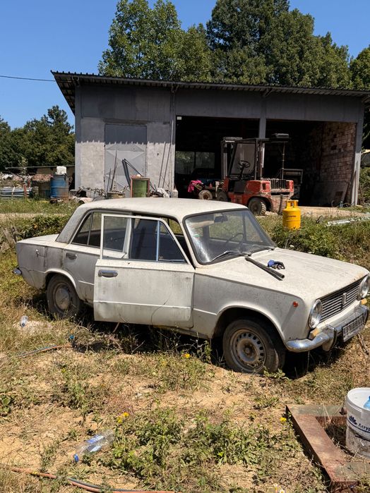 Продавам жигула ВАЗ 2101