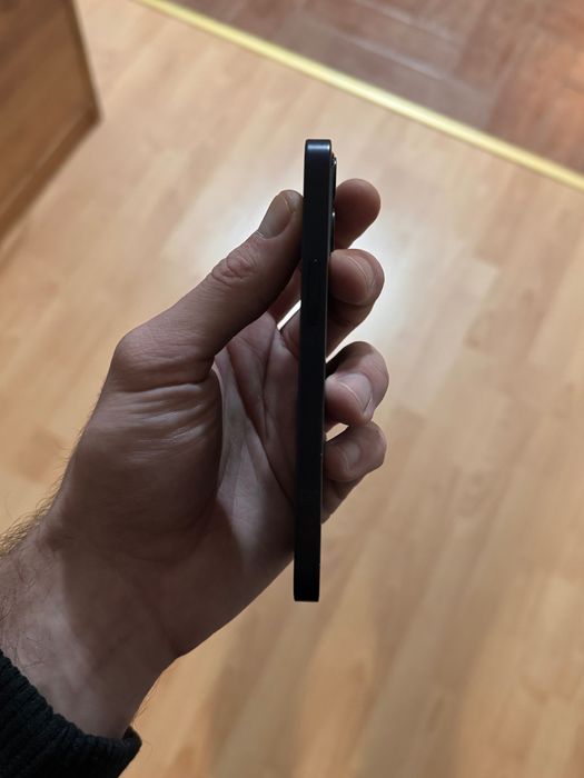 iPhone 12 mini 64GB Black + оригинален кожен калъф и картхолдер