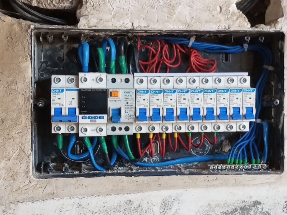 Електирик хизмати Уй мантажи елекиромабил зарятка установка хизматлар