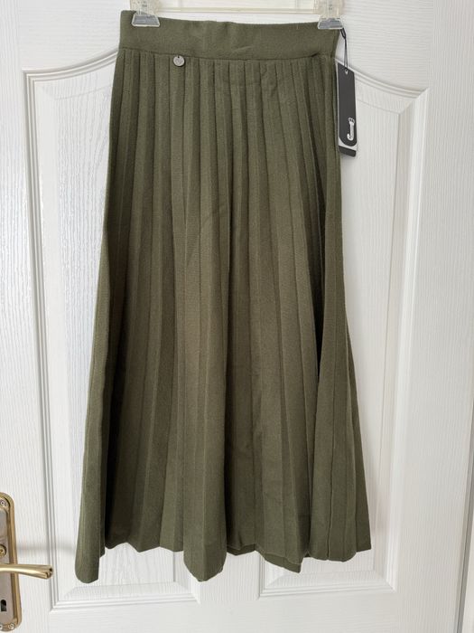 Пола Junona нова