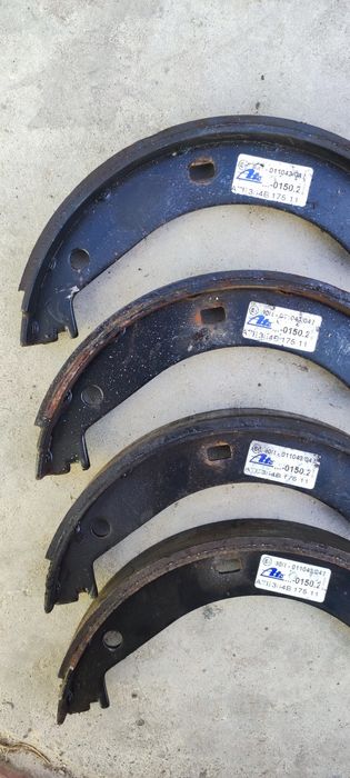 Колодки ручника БМВ е34