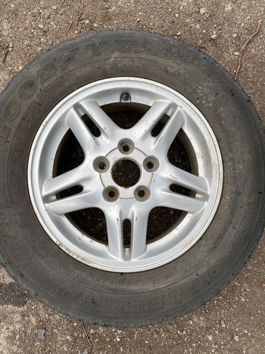 Резервна гума с джанта за Honda Cr-V 15”-2000г