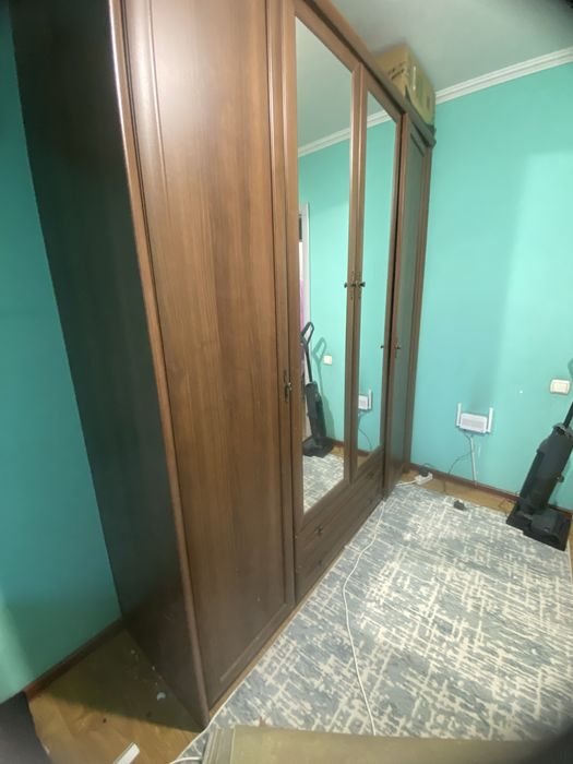 Продам Шкаф б/у самовывоз