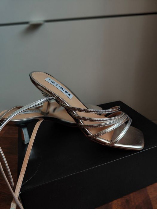 Сандали на ток- Steve Madden