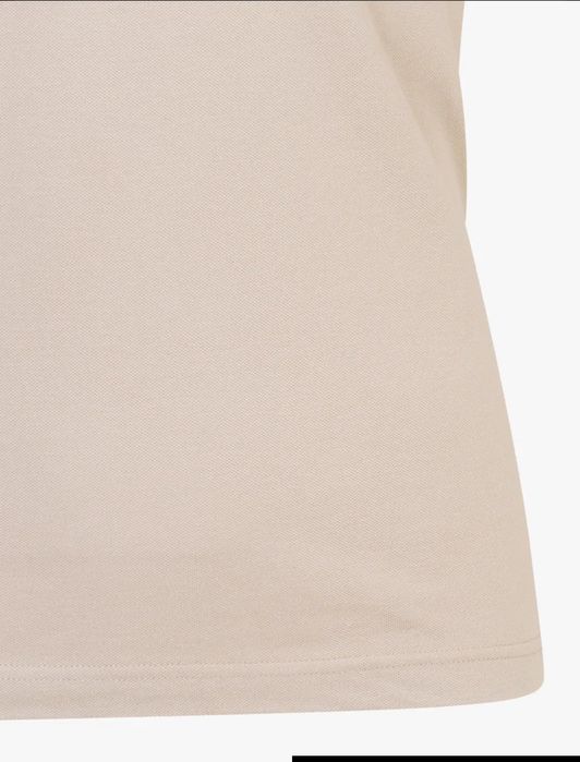 Бежова памучна тениска с яка