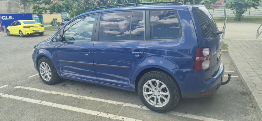 VOLKSWAGEN Touran 2008 — imagine 3