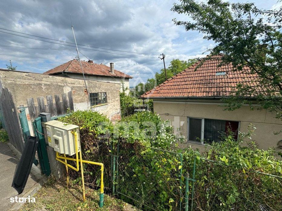 Casa si teren 975 mp Dambul Rotund