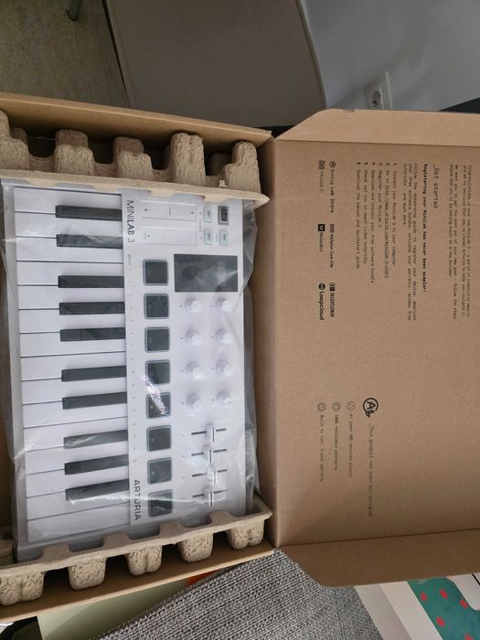 Midi Controler Arturia Minilab 3