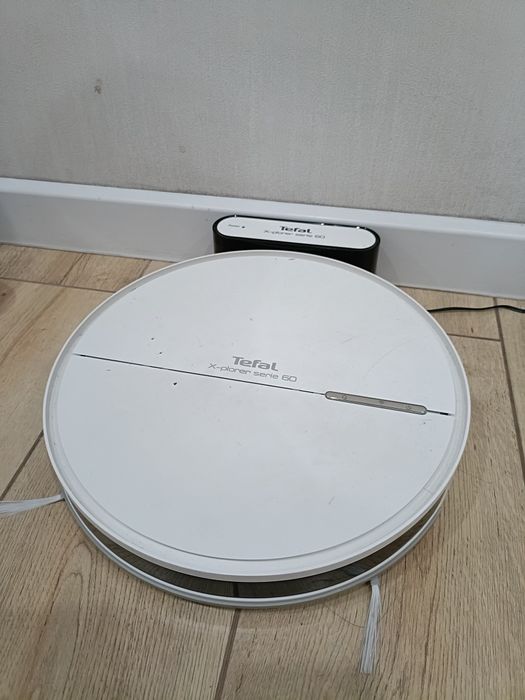 Продам Робот-пылессос