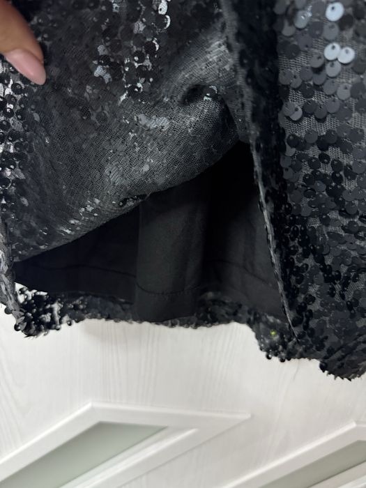 ZARA пайетена рокля