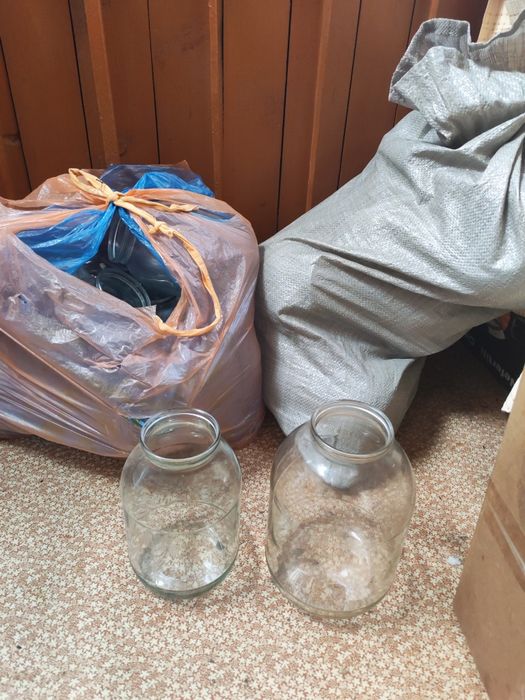 Банки 3 и 2 литра