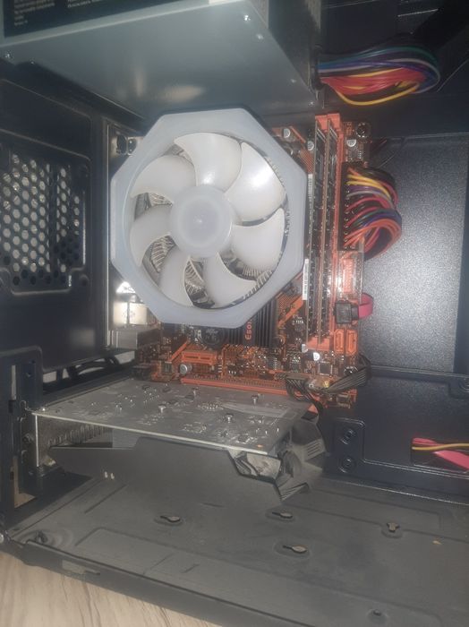 Esonic H61 i5 2400 2x8 16GB RAM kulleri bilan