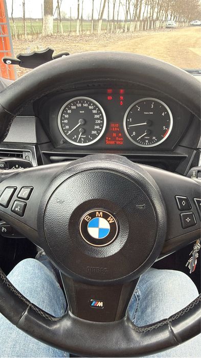 Vand sau schimb e60 535d cu 520d